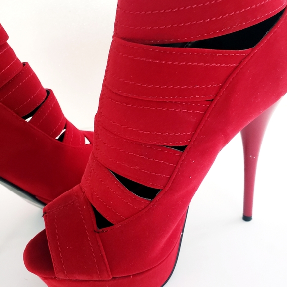 QUPID Womens Stiletto Red Suede Strappy Shoes Peep Toe Platforms Sz 6 NIB - Picture 5 of 9